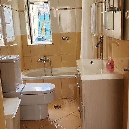 Onhezmi Appartement *
